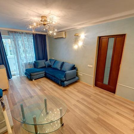 Apartamenty Na Dragomirova 10A 키예프 외부 사진