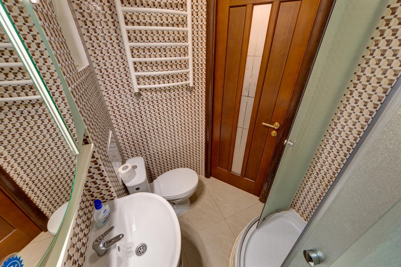 Apartamenty Na Dragomirova 10A 키예프 외부 사진